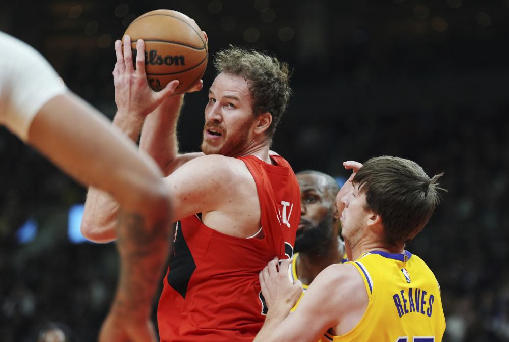 中路由霍伊 中路由霍伊