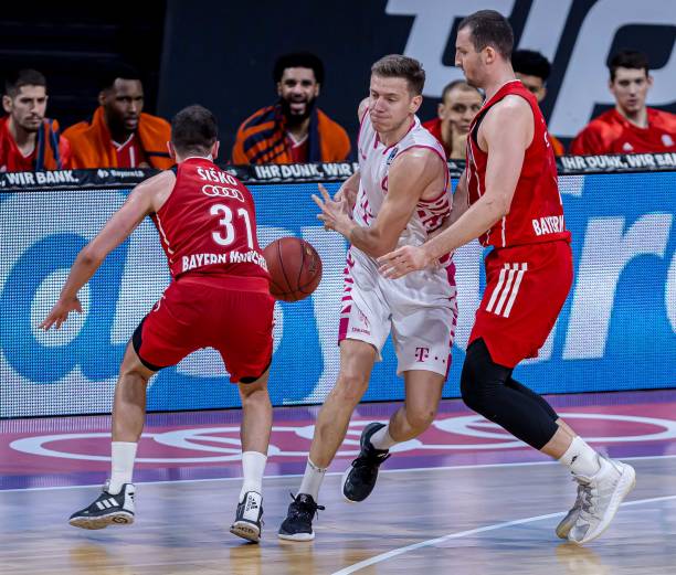 场拦截并组 场拦截并组